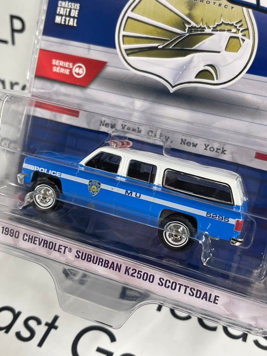 GREENLIGHT 1990 Chevrolet Suburban K2500 NYPD Police 1:64 Diecast Hot Pursuit
