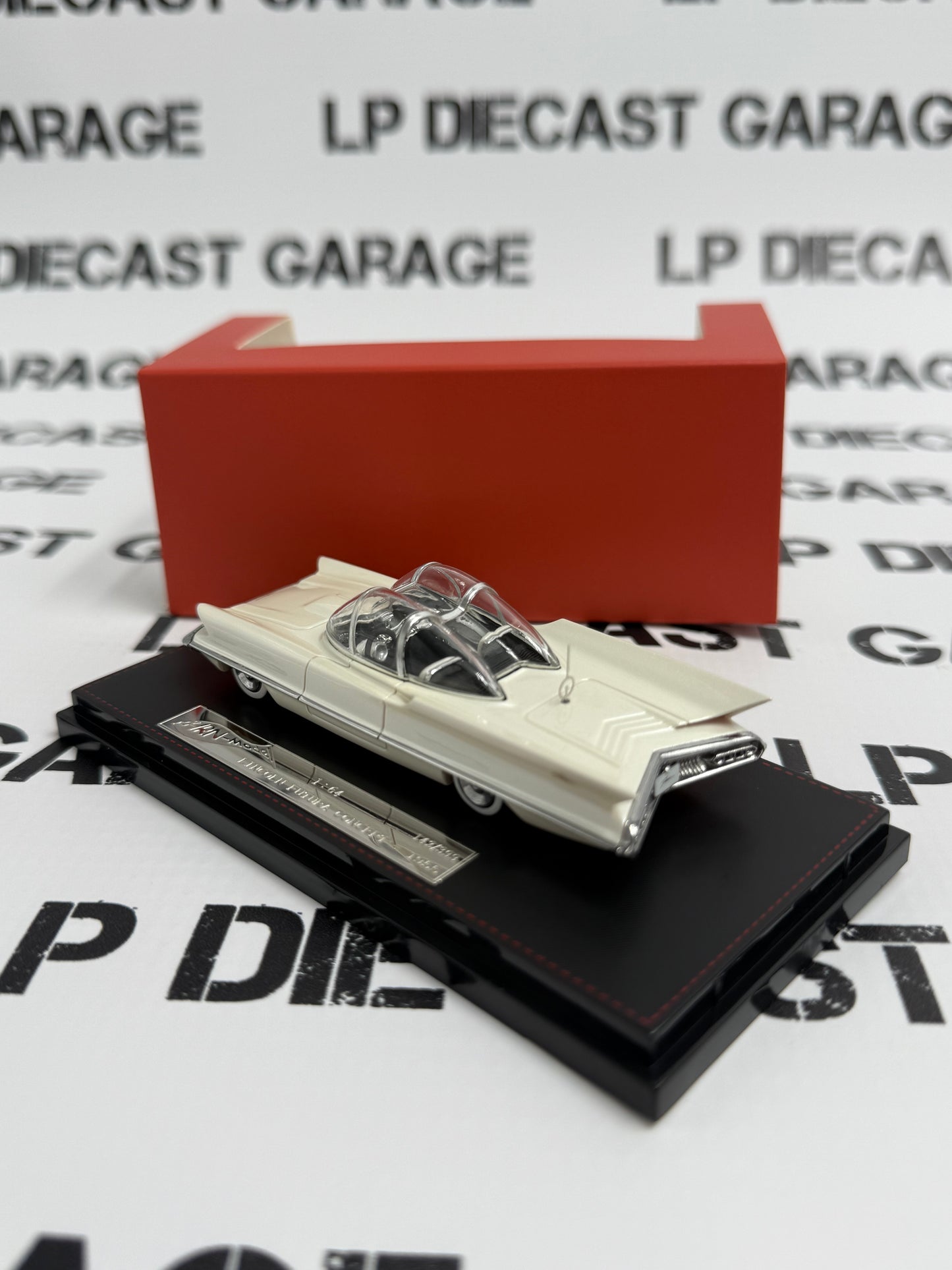 HRN Model 1955 Lincoln Futura Concept White 1:64 Diecast Limited Edition