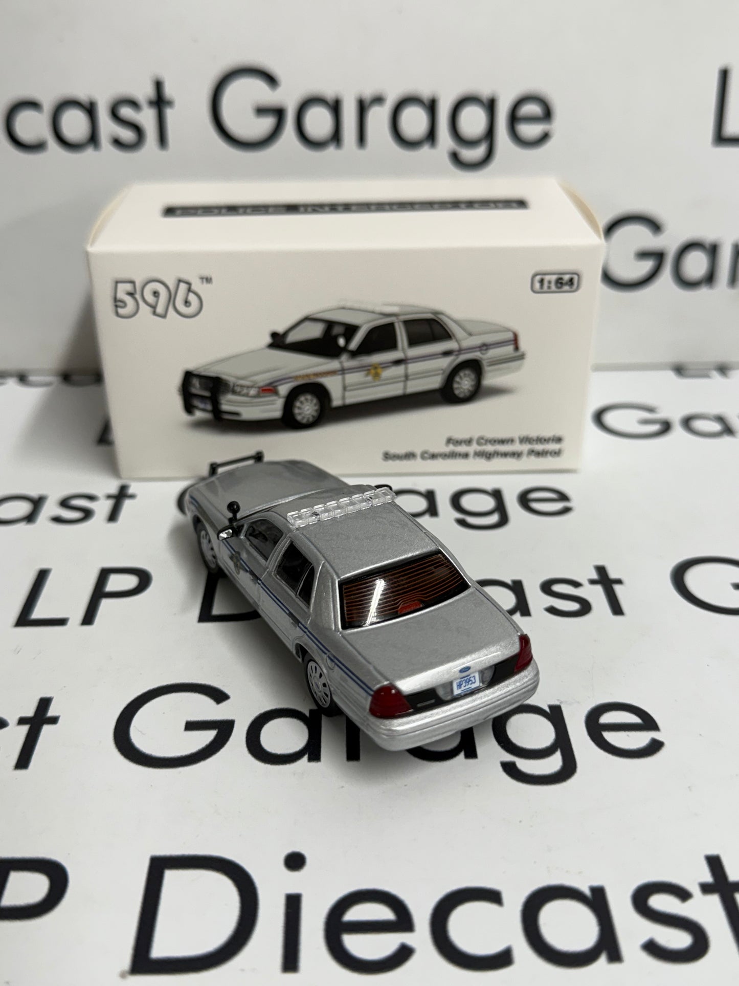 596 Model Ford Crown Victoria South Carolina Police 1:64 Diecast