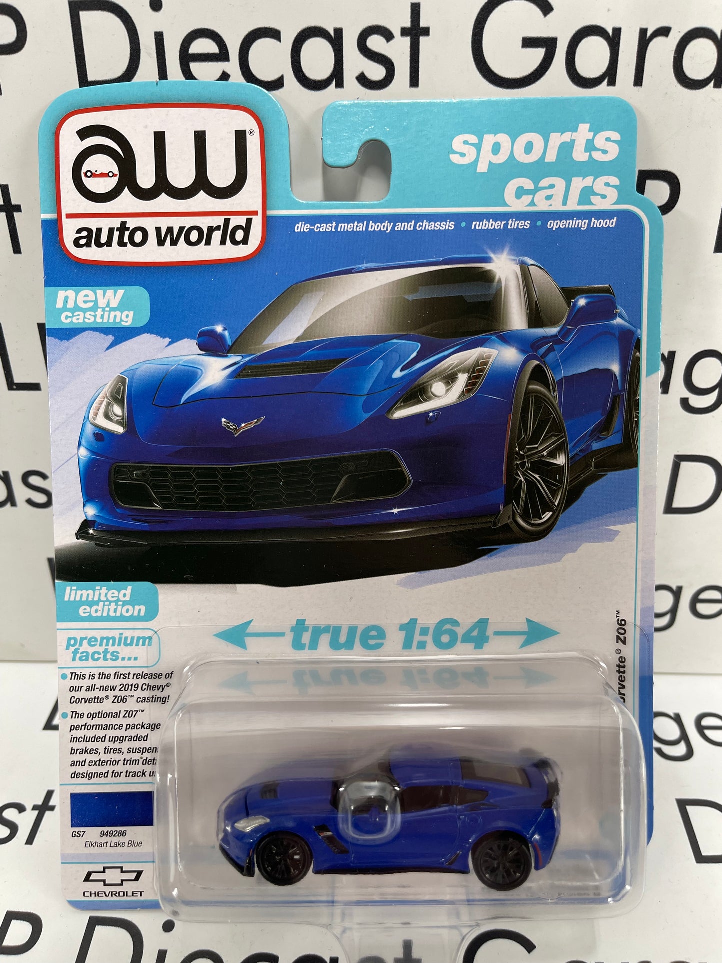 AUTO WORLD 2019 Chevy Corvette Z06 Elkhart Lake Blue 1:64 Diecast Sports Cars
