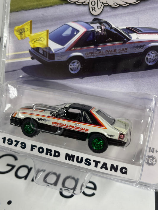 CHASE GREENLIGHT 1979 Ford Mustang Official Pace Car Indy T-Top Car 1:64 Diecast