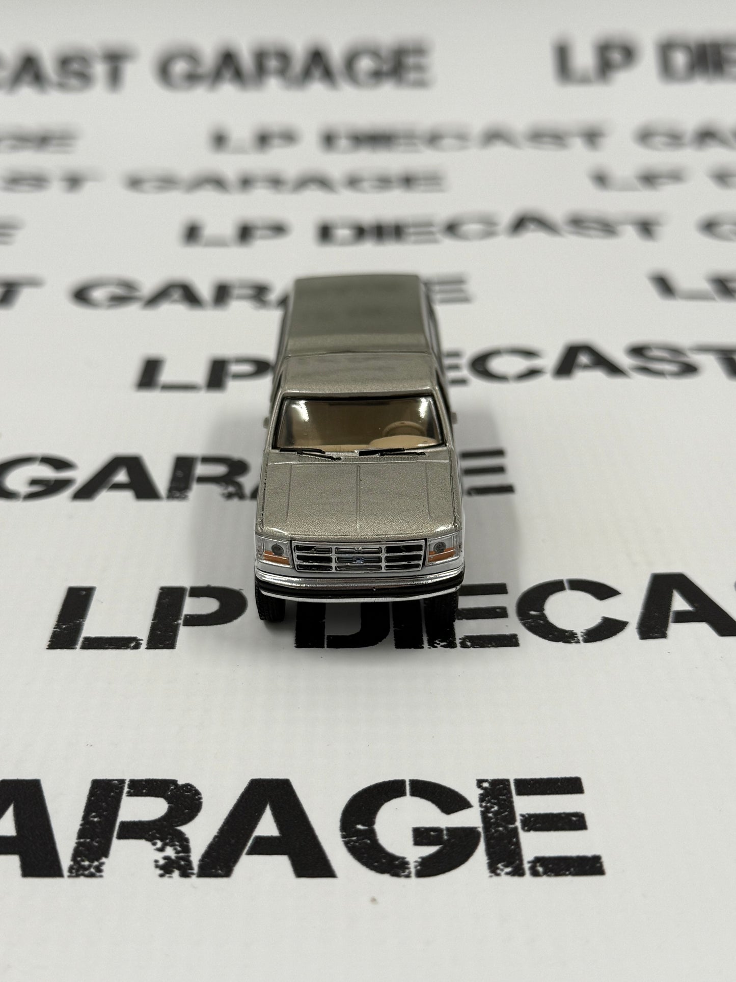 GREENLIGHT 1997 Ford F-250 Gold & White LP Exclusive 1:64 Diecast *LOOSE*