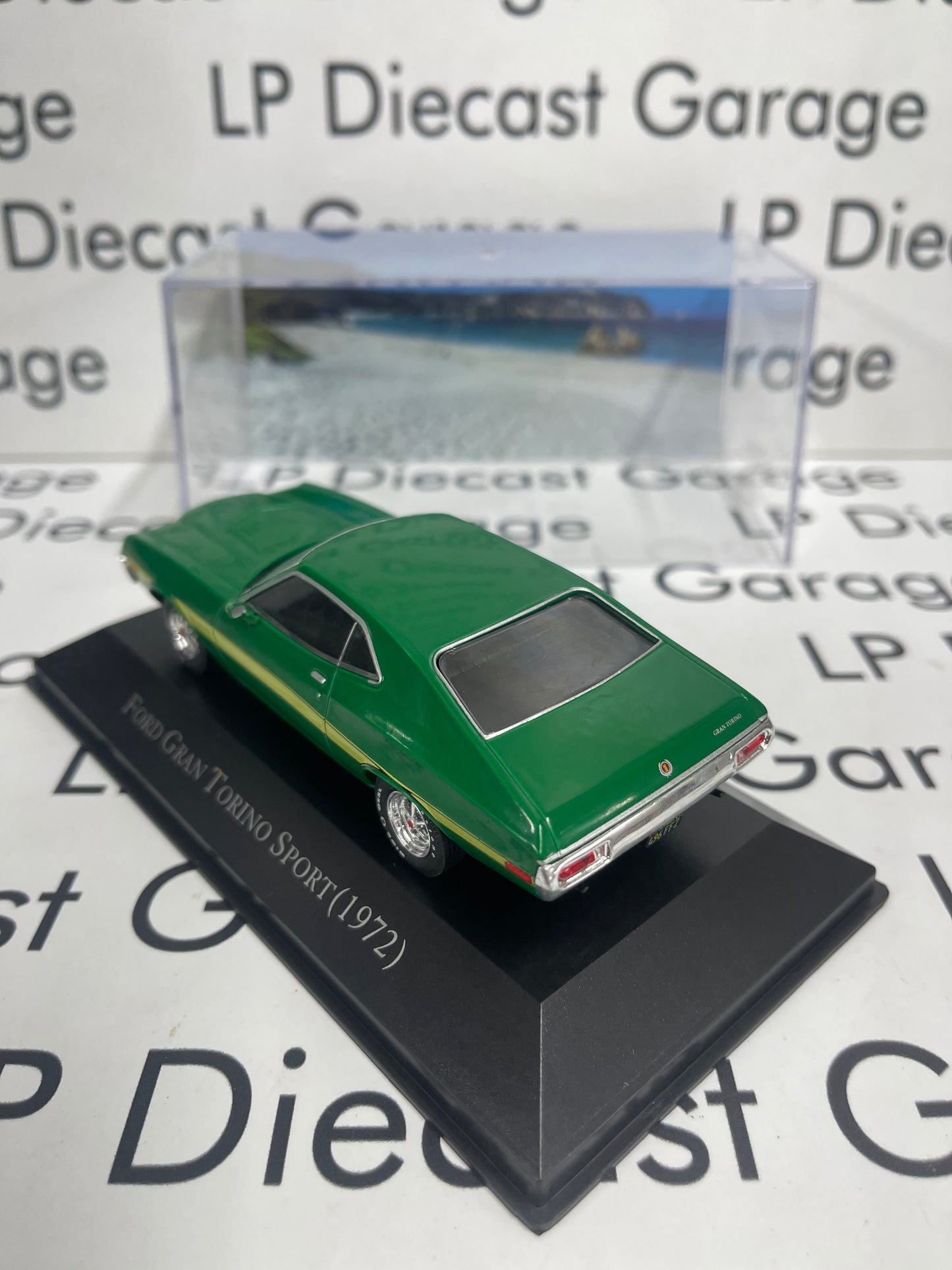 EDICOLA 1972 Ford Gran Torino Sport Green 1:43 Diecast