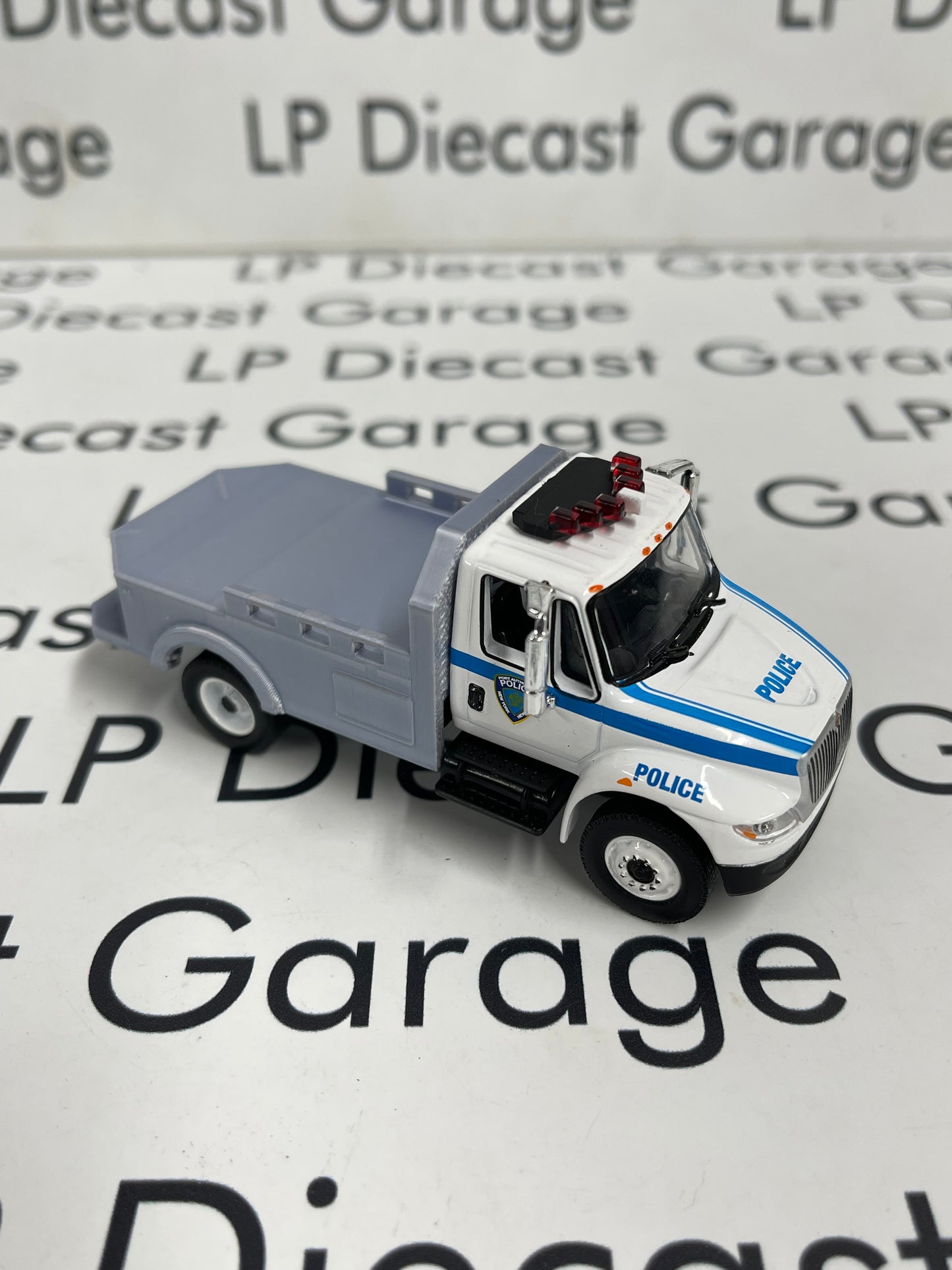 3D Printed Customs Silver Flatbed Fits Greenlight International Durastar 1:64 Diecast Trucks