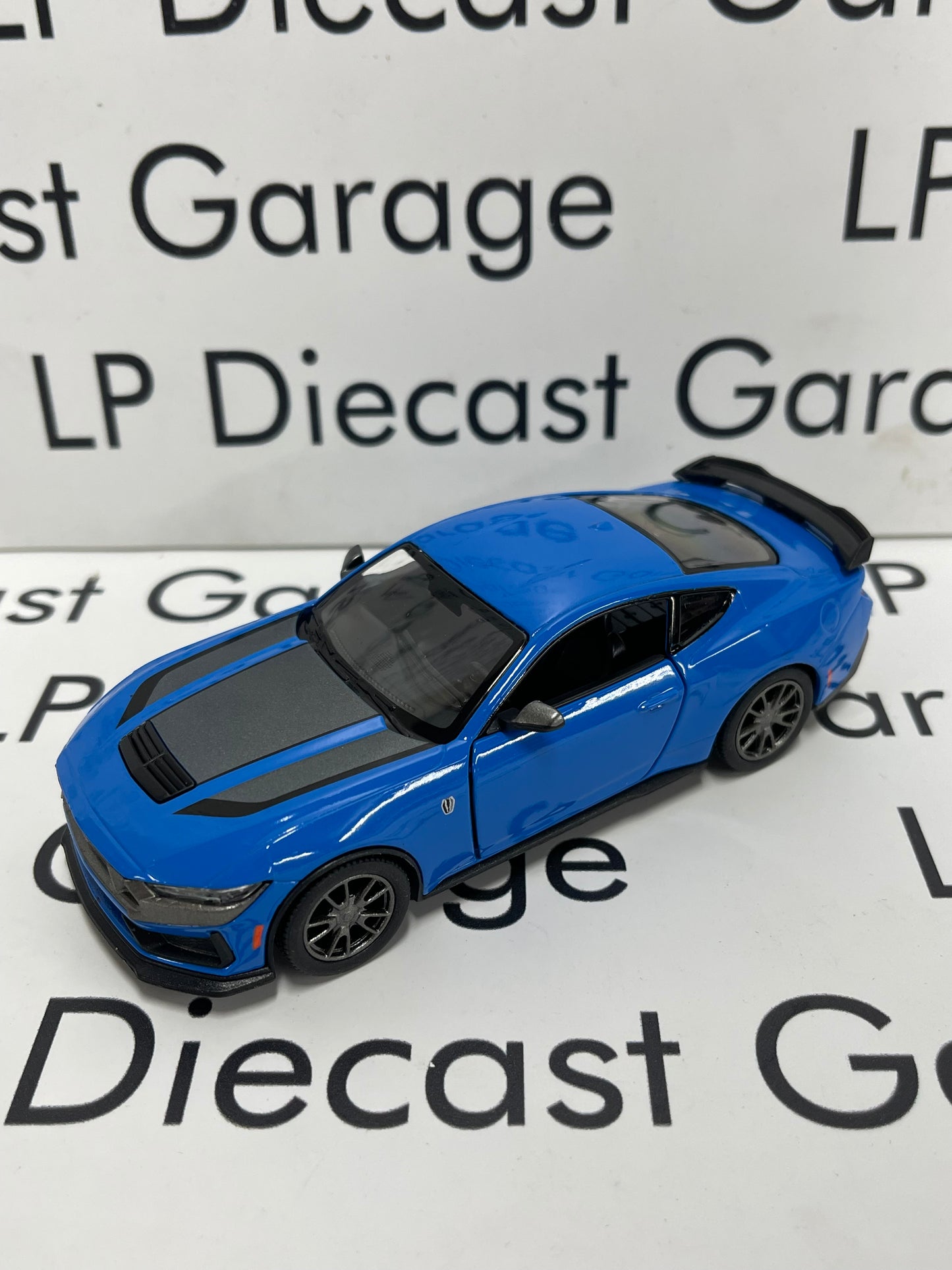 KINSMART 2024 Ford Mustang Dark Horse 1:38 Scale 5" Diecast *LOOSE* Your Choice of Color