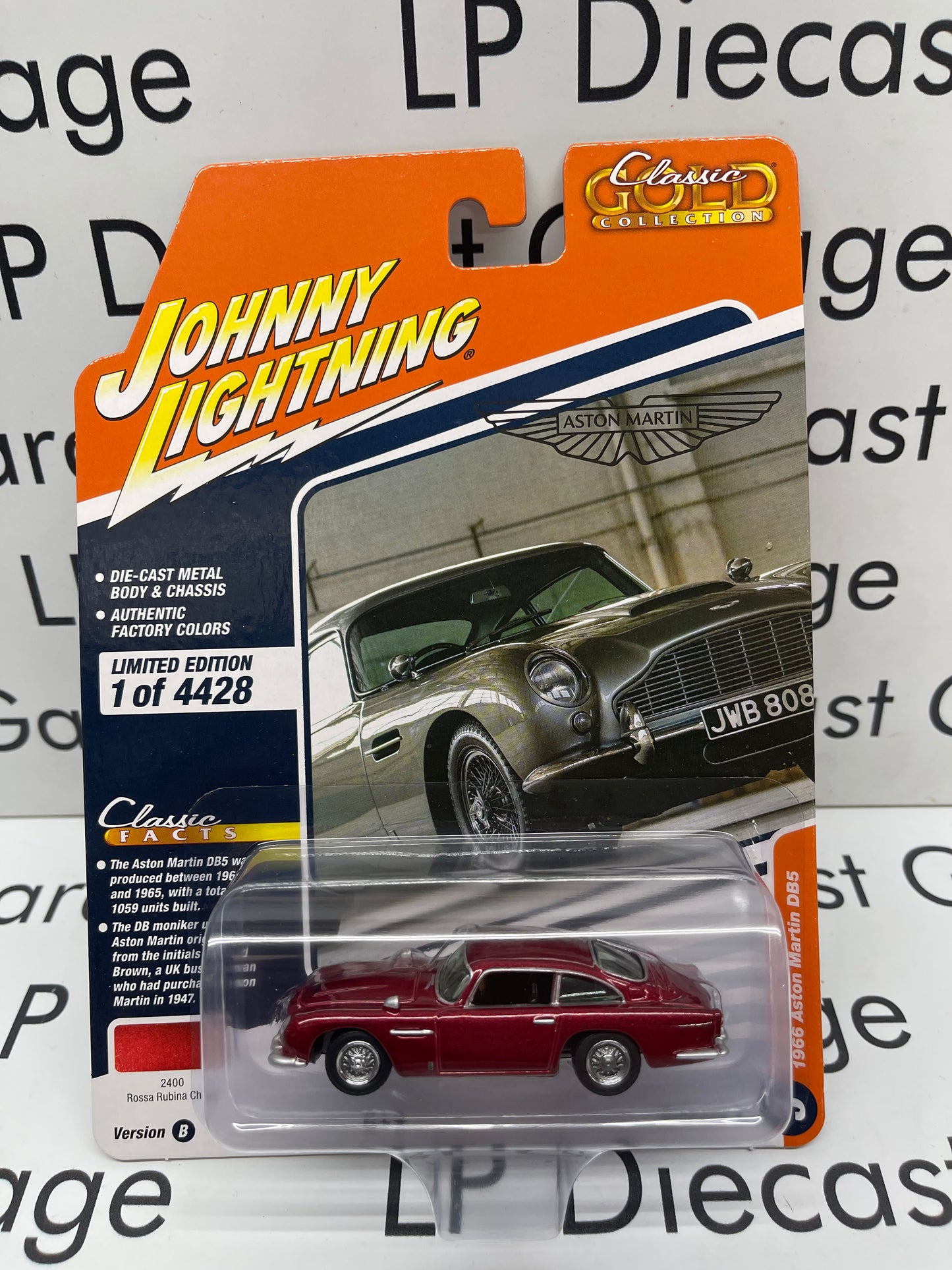 JOHNNY LIGHTNING 1966 Aston Martin DB5 Rossa Rubina Chiara 1:64 Diecast