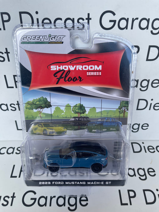GREENLIGHT 2023 Ford Mustang Mach-E GT Vapor Blue 1:64 Diecast Showroom
