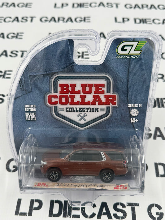 GREENLIGHT 2022 Chevrolet Tahoe Auburn Metallic 1:64 Diecast Blue Collar