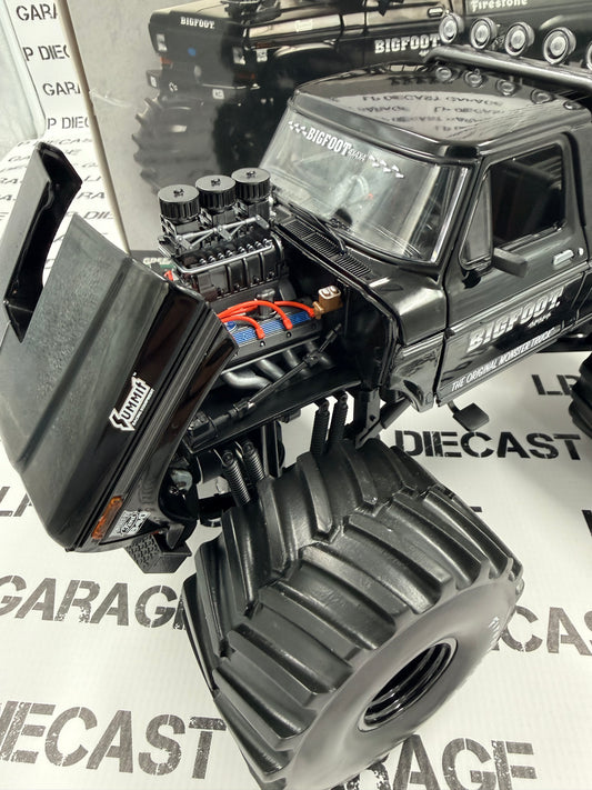 GREENLIGHT 1974 Ford F-250 Bigfoot #1 Monster Truck 1:18 Diecast Black Bandit