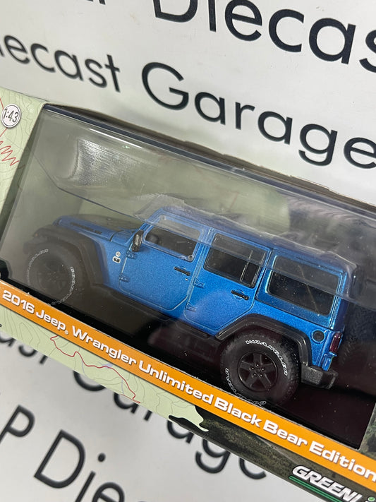 GREENLIGHT 2016 Jeep Wrangler Unlimited Blue 1:43 Diecast Black Bear Edition