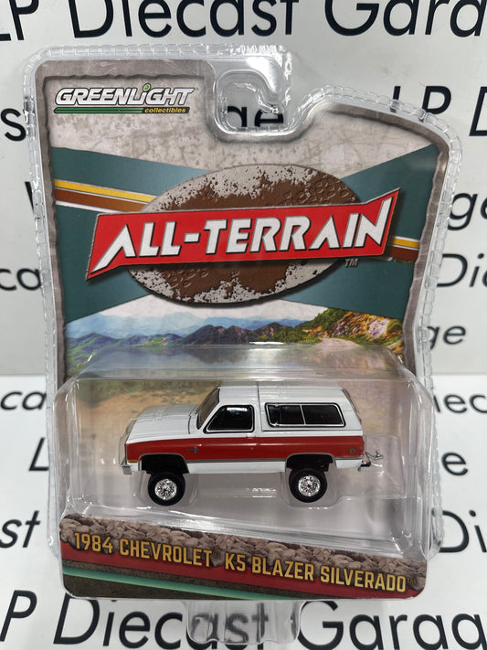 GREENLIGHT 1984 Chevrolet K5 Blazer Silverado Frost White/ Red 1:64 Diecast All Terrain