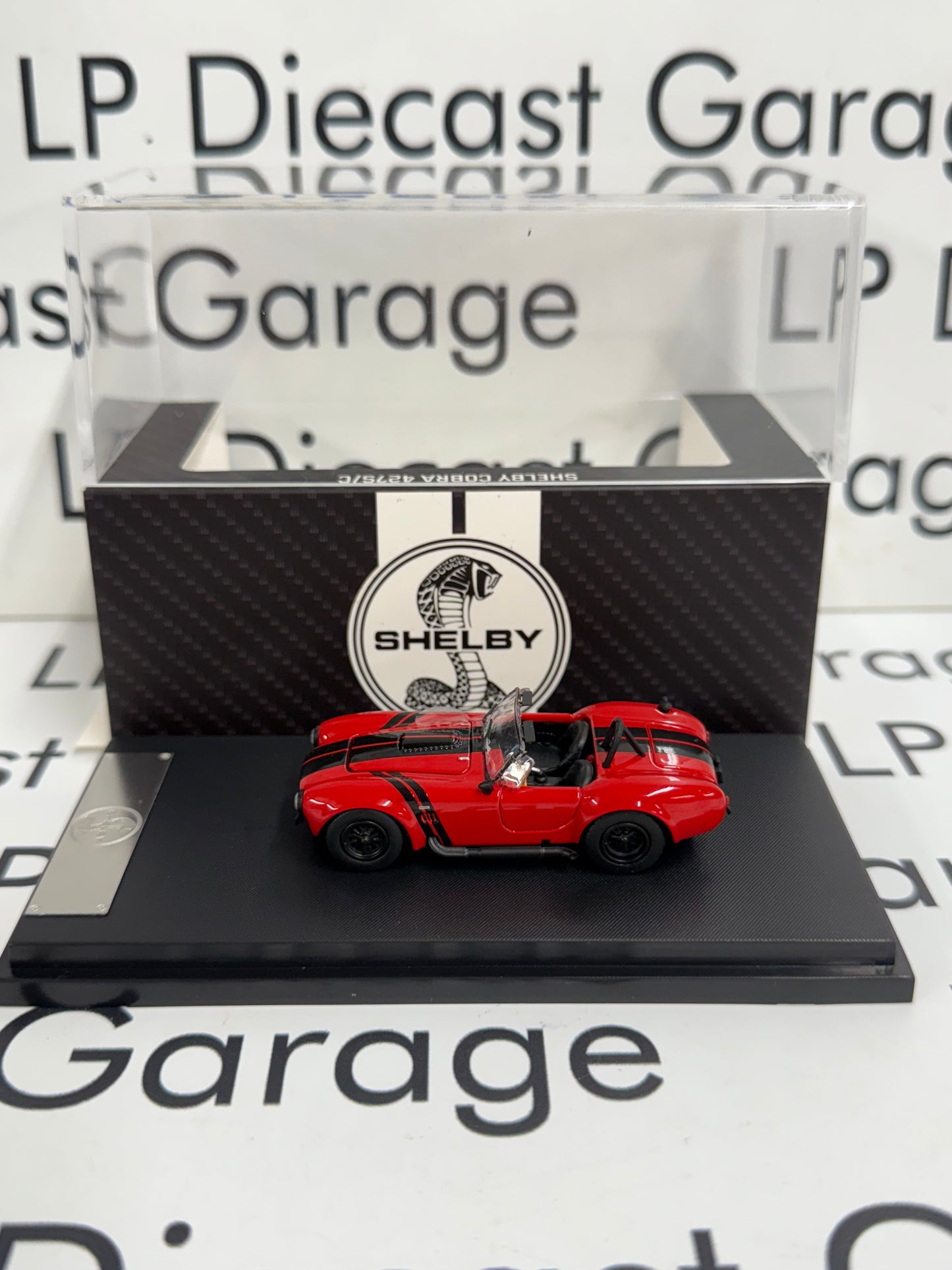 FINE WORKS 64 Shelby Cobra 427 S/C Red w/ Black Stripes 1:64 Diecast