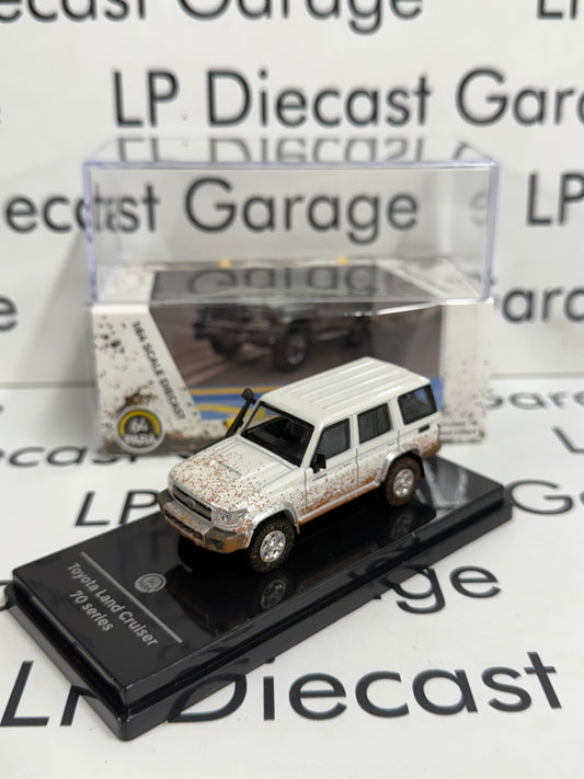 PARA64 2014 Toyota Land Cruiser LC76 Off Road Effect White 1:64 Diecast