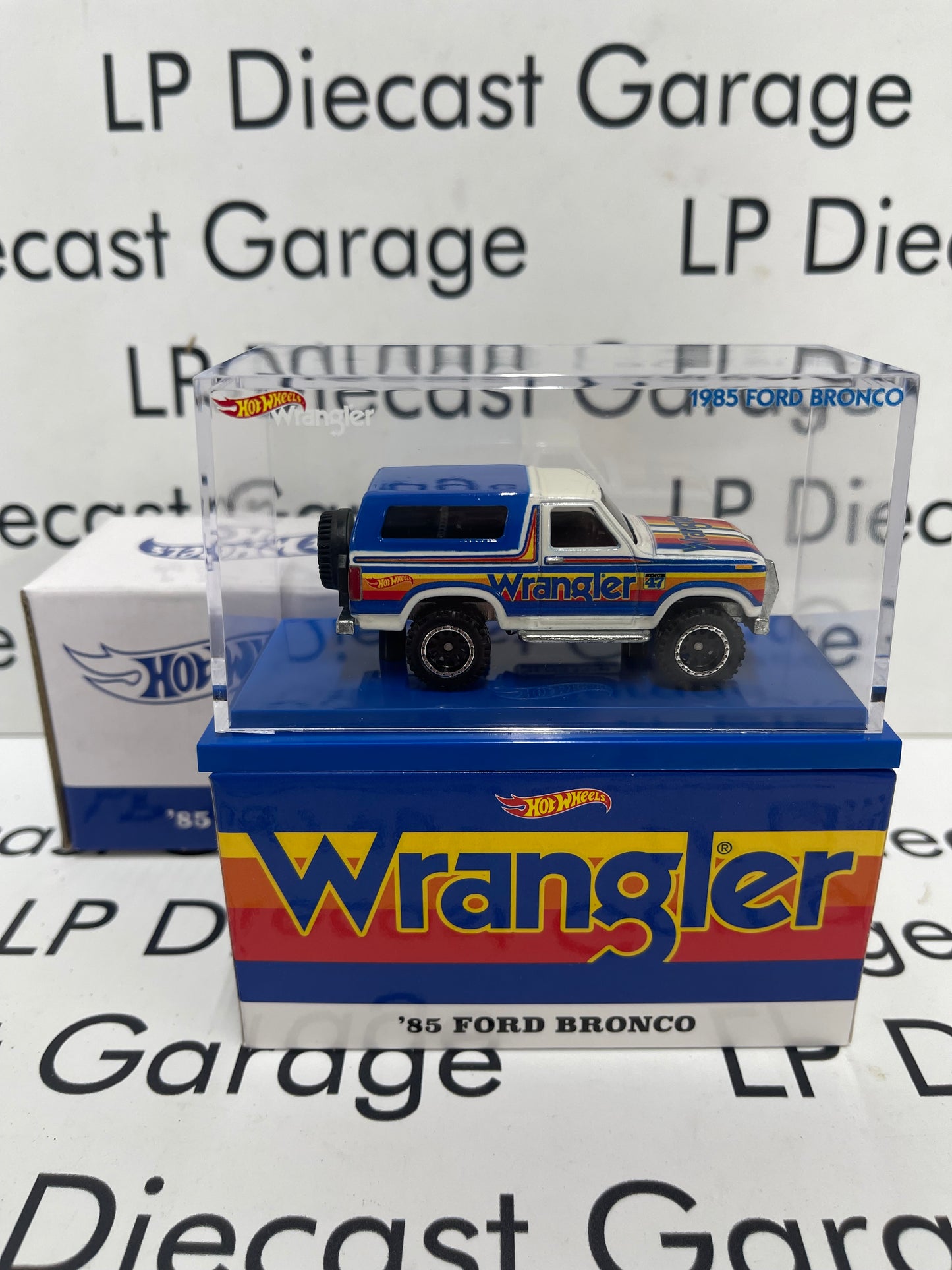 HOT WHEELS '85 Ford Bronco Wrangler Brand RLC Club 1:64 Diecast