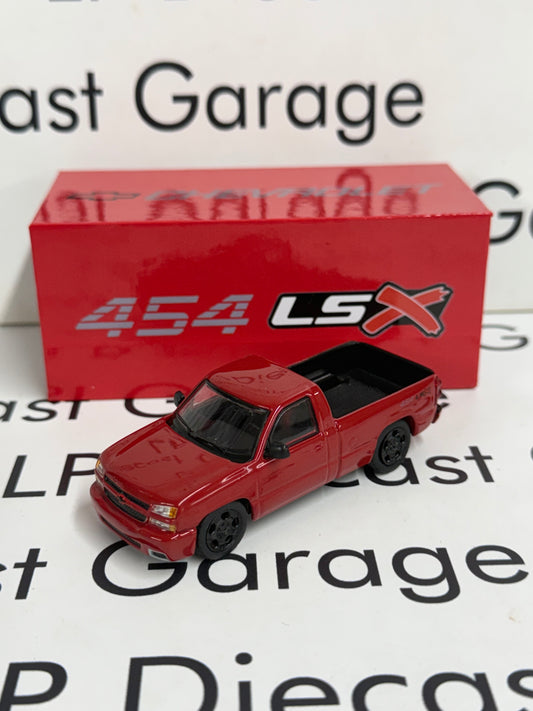 PARA64 2006 Chevrolet Silverado SS Single Cab Truck Victory Red 1:64 Diecast