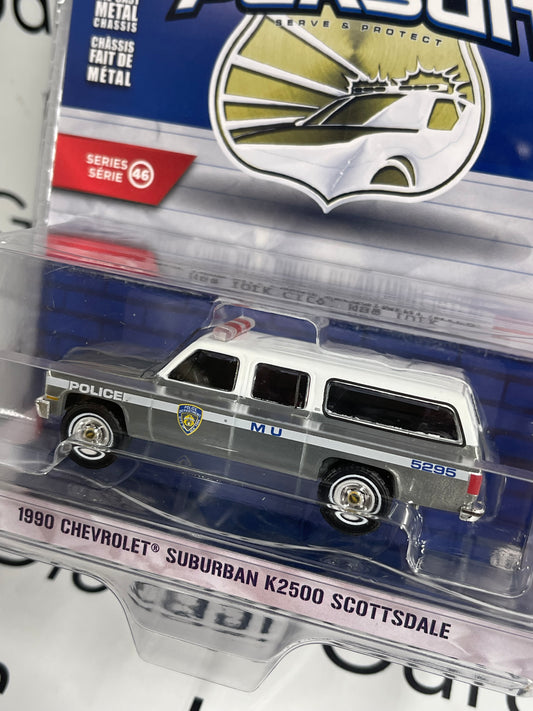 RAW CHASE GREENLIGHT 1990 Chevrolet Suburban K2500 NYPD Police 1:64 Diecast Hot Pursuit