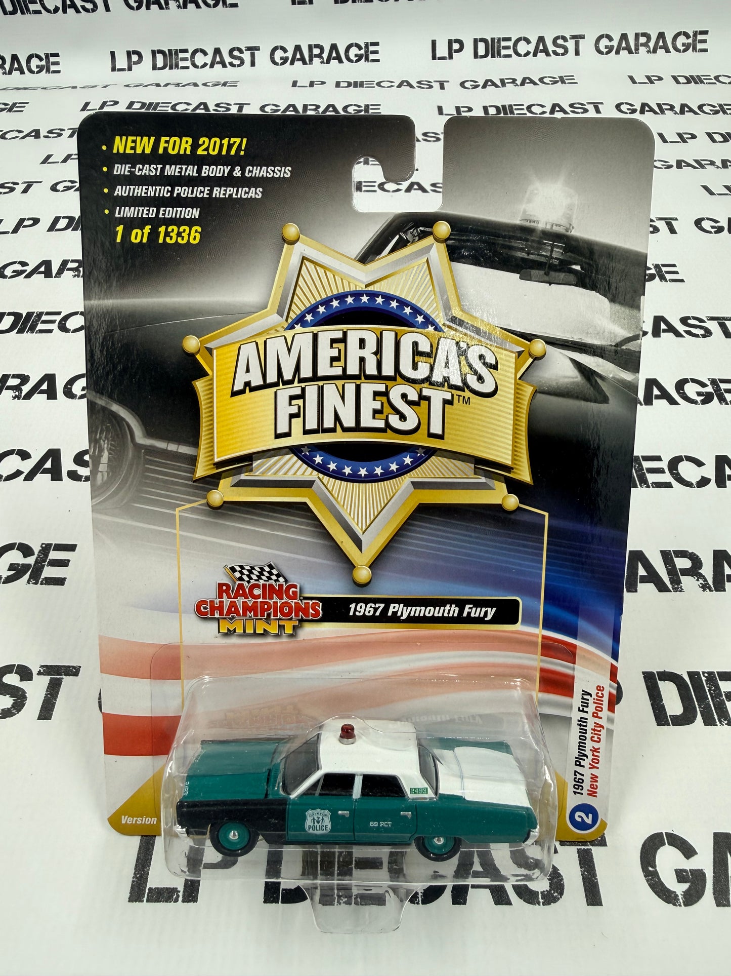 RACING CHAMPIONS MINT 1967 Plymouth Fury New York City Police 1:64 Diecast