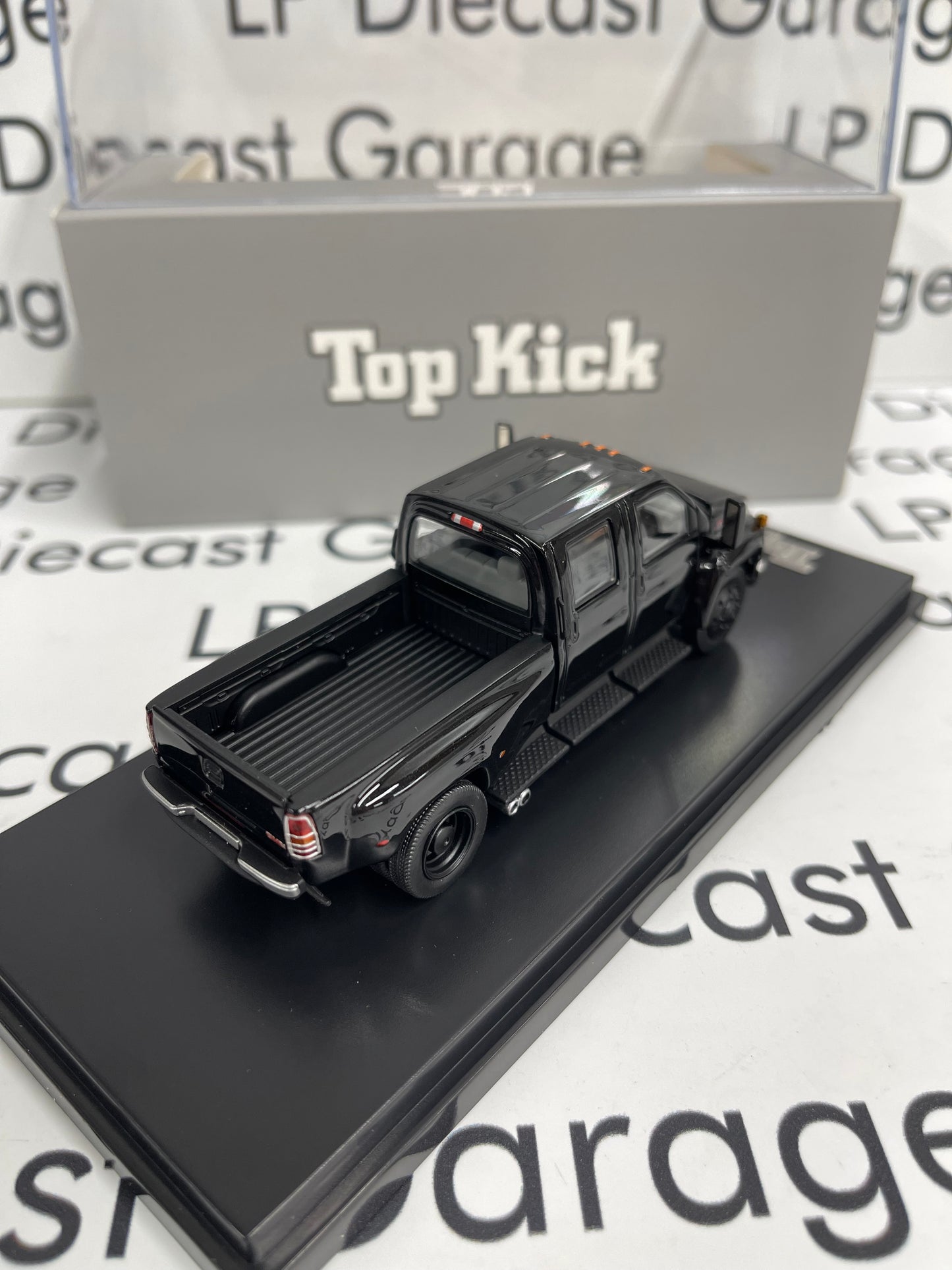 GOC 2005 GMC Topkick C4500 Pickup Truck Black 1:64 Diecast