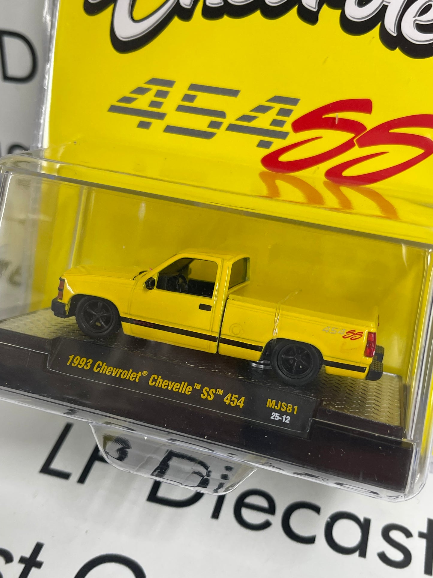 M2 1993 Chevrolet Silverado SS 454 Yellow 1:64 Diecast MiJo