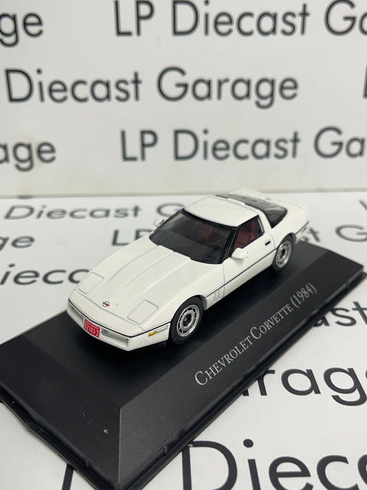 EDICOLA 1984 Chevrolet Corvette C4 White 1:43 Diecast