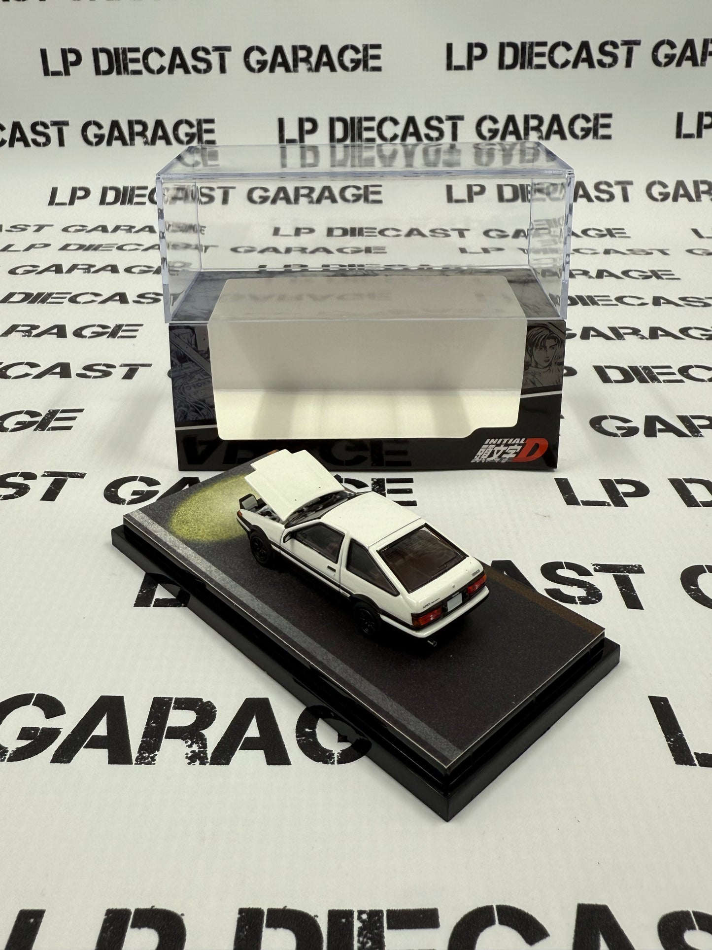 HOBBY JAPAN Toyota Sprinter Trueno AE86 Intial D 1:64 Diecast