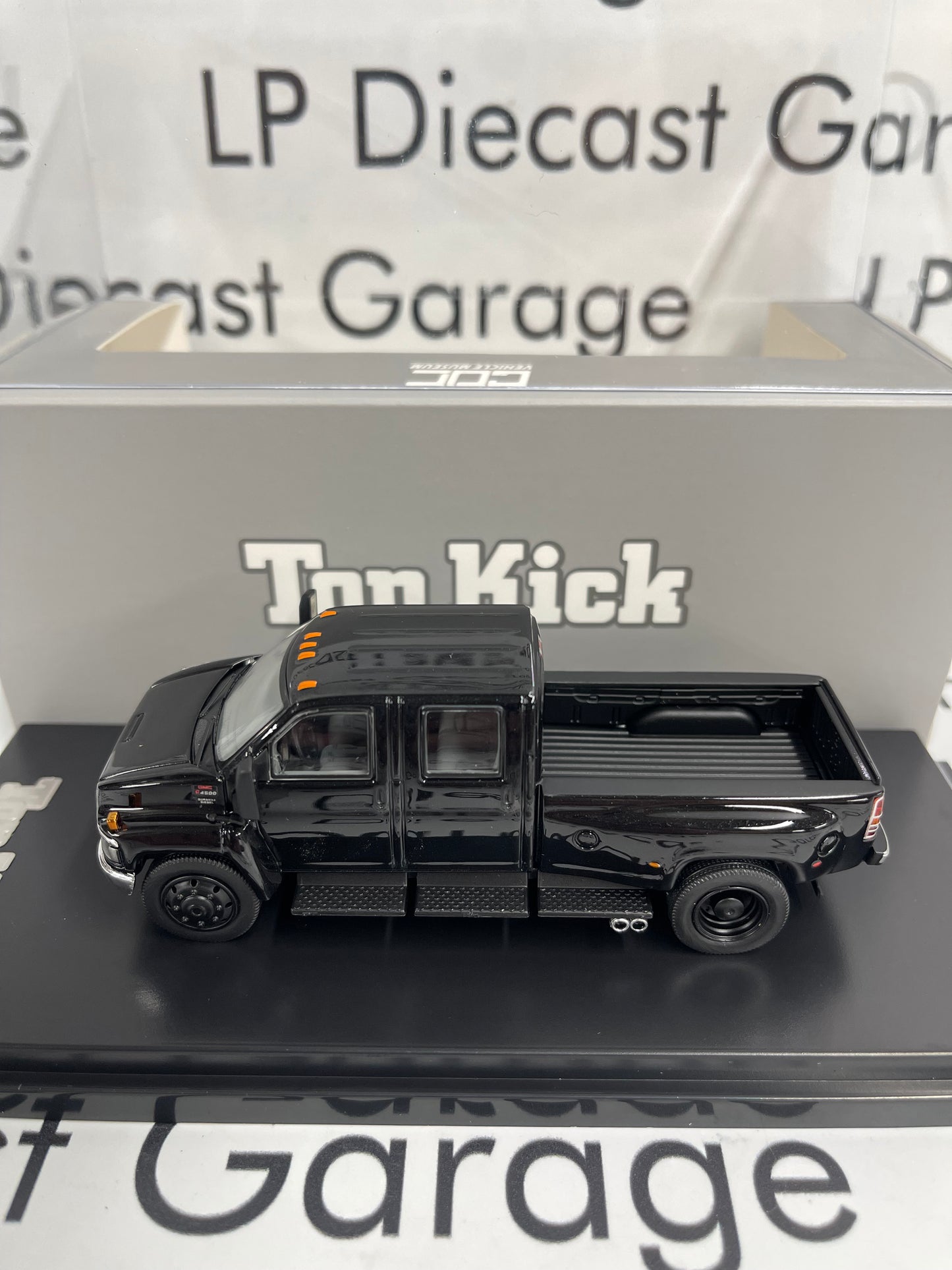 GOC 2005 GMC Topkick C4500 Pickup Truck Black 1:64 Diecast