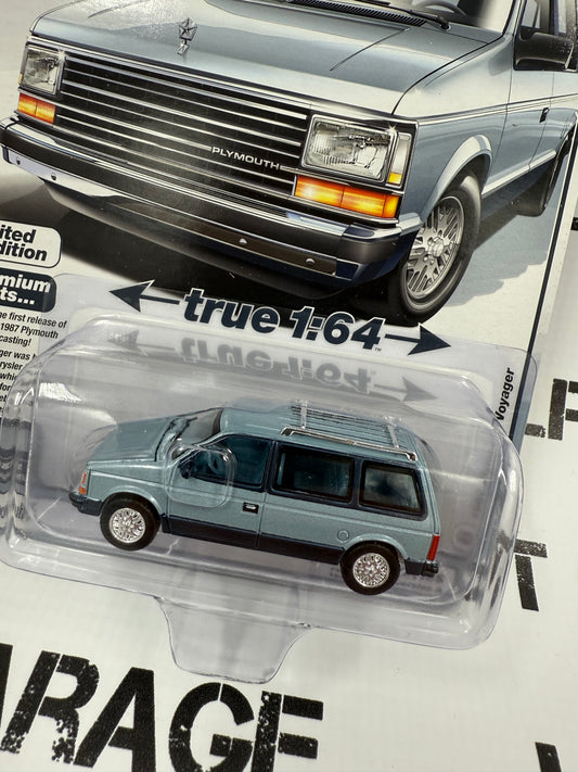AUTO WORLD 1987 Plymouth Voyager Ice Blue 1:64 Diecast Mighty Minivans