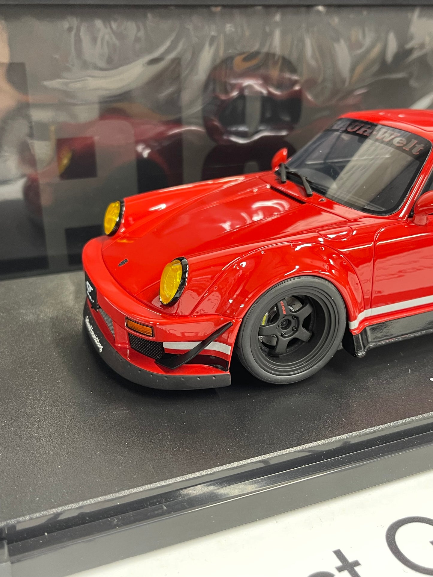 GT SPIRIT Porsche 911 RWB Body Kit Painkiller 1:18 Scale Resin Model GT449