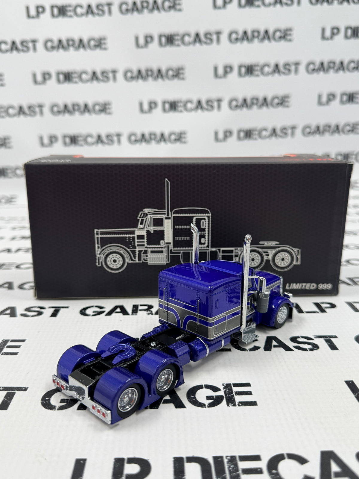 MODEL TRUCK Classic Peterbilt 379 Blue & Silver Semi Truck 1:64 Diecast
