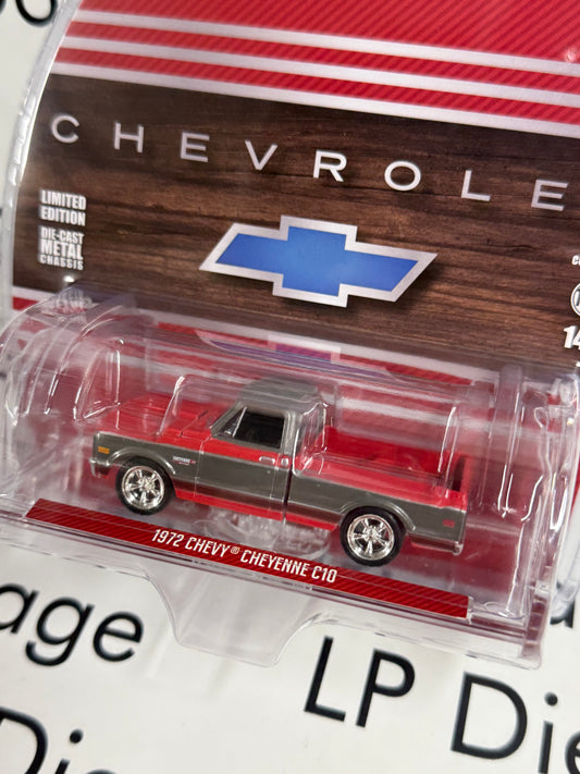 GREENLIGHT 1972 Chevrolet Cheyenne C10 Red Short Bed 1:64 Diecast Truck