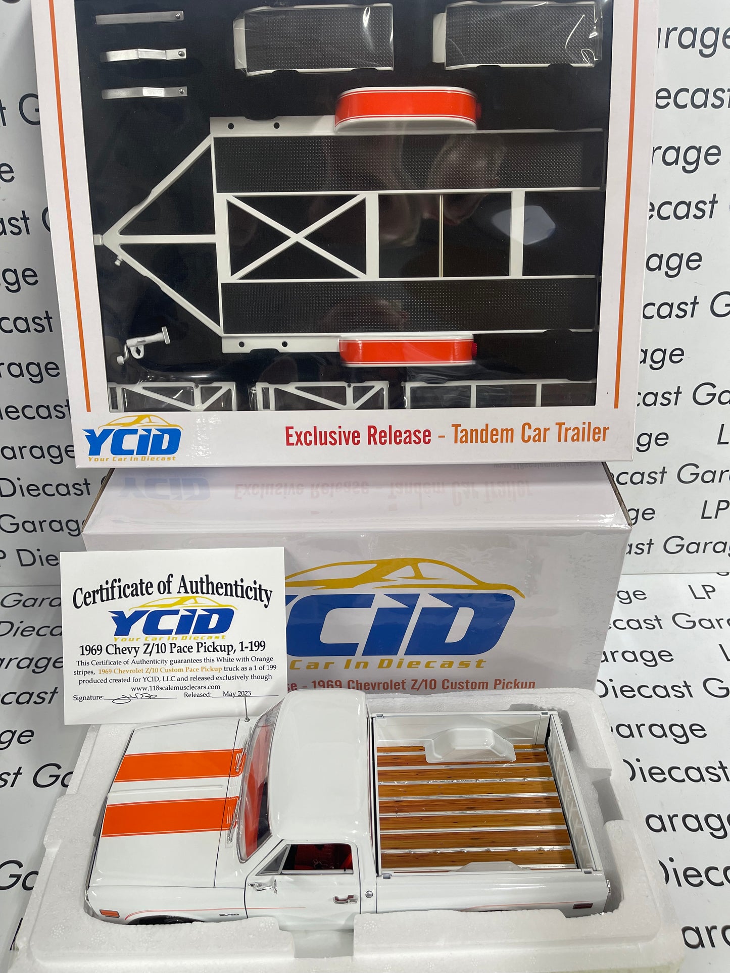 ACME YCID 1969 Chevrolet Z/10 Custom Pickup w/ Tandem Trailer 1:18 Diecast A1807214Y