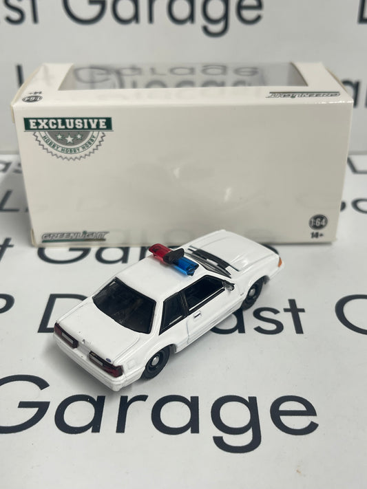 GREENLIGHT 1987 Ford Mustang SSP White w/ Police Lightbar 1:64 Diecast Hobby