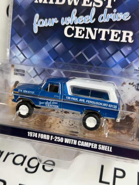 GREENLIGHT 1974 Ford F-250 Midwest Four Wheel Drive Center 1:64 Diecast