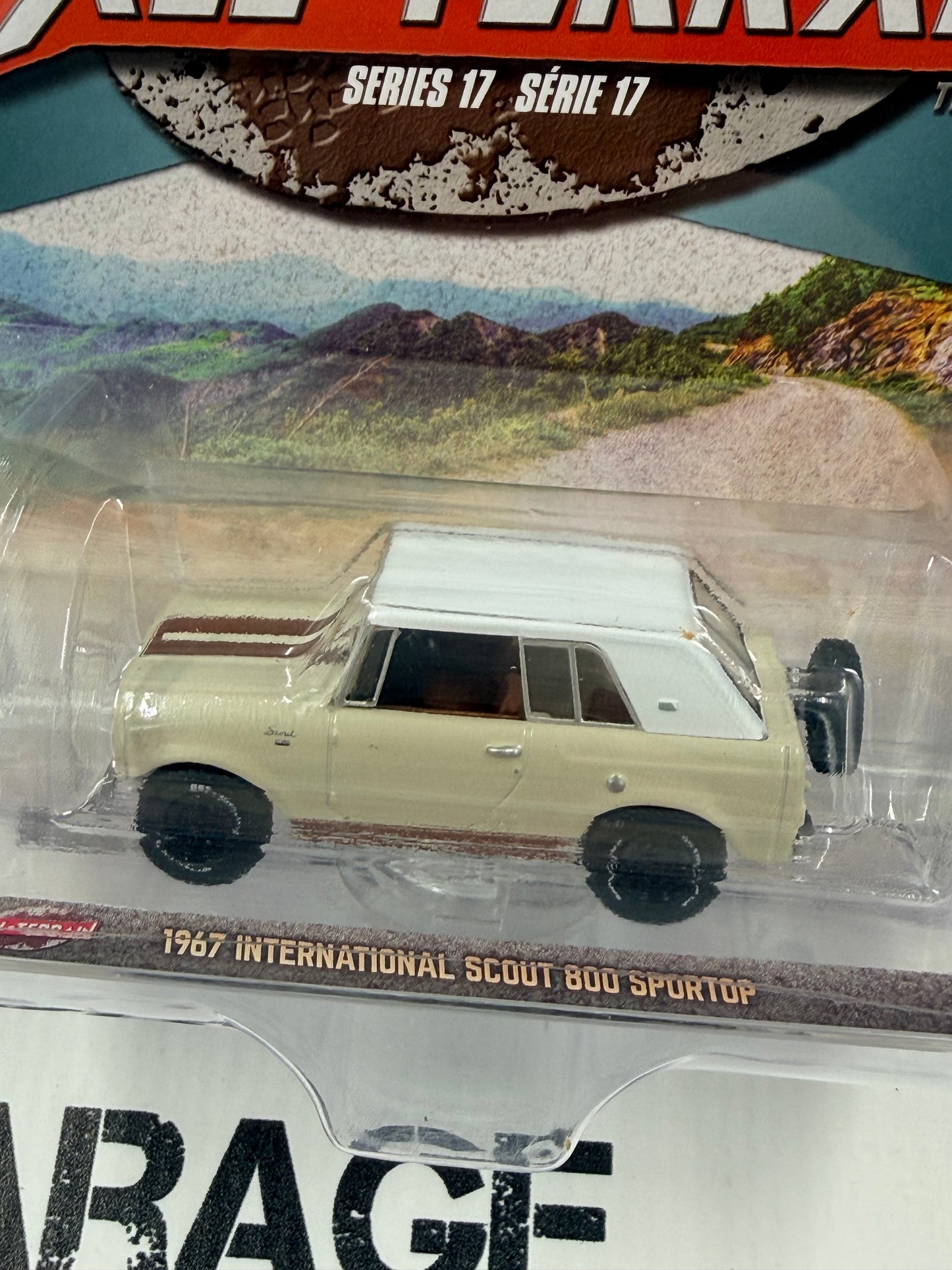 GREENLIGHT 1967 International Scout 800 Tan 1:64 Diecast All Terrain
