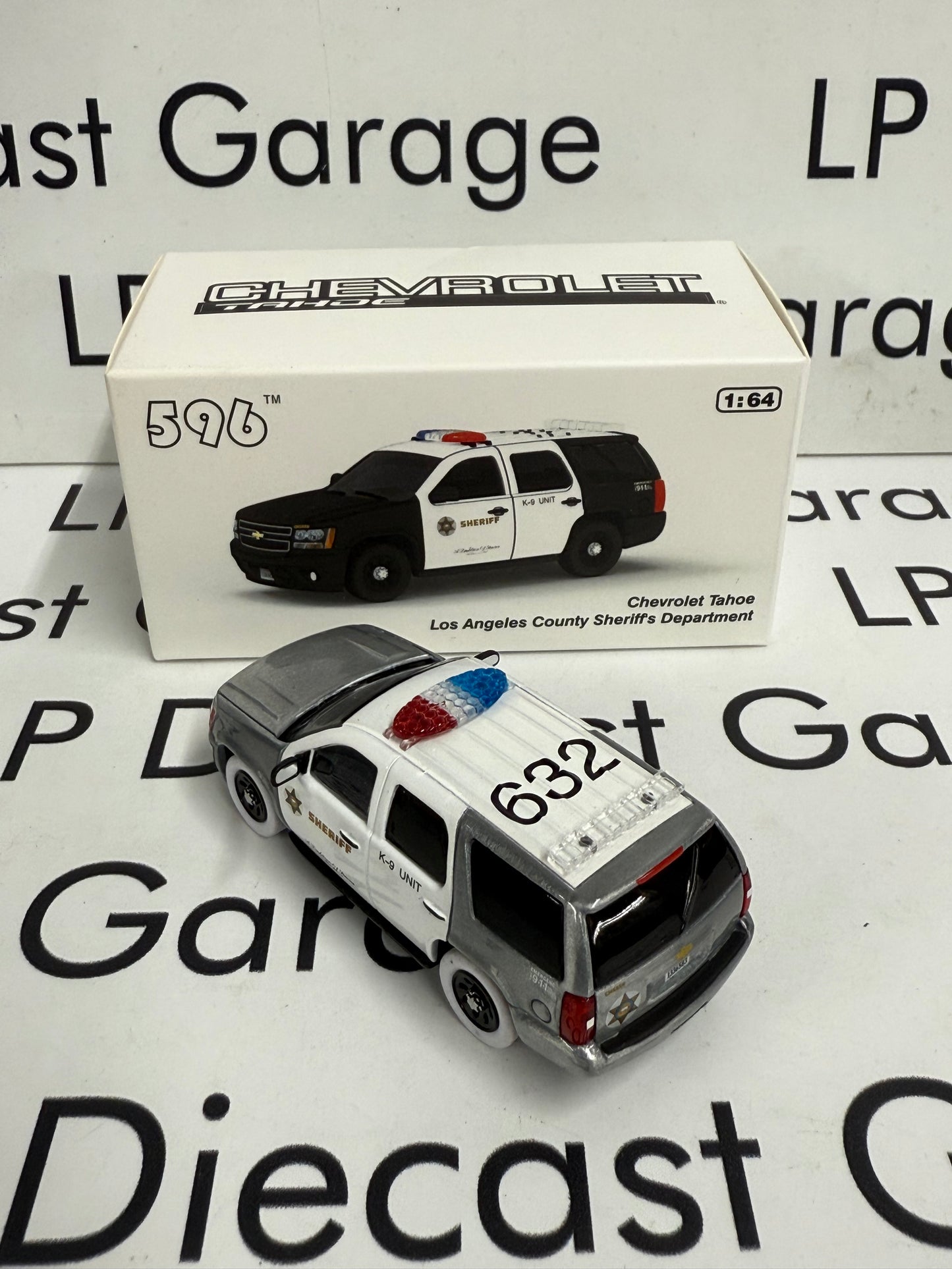 RAW CHASE 596 Model Chevrolet Tahoe LAPD Sheriff 1:64 Diecast
