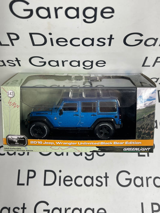 GREENLIGHT 2016 Jeep Wrangler Unlimited Blue 1:43 Diecast Black Bear Edition