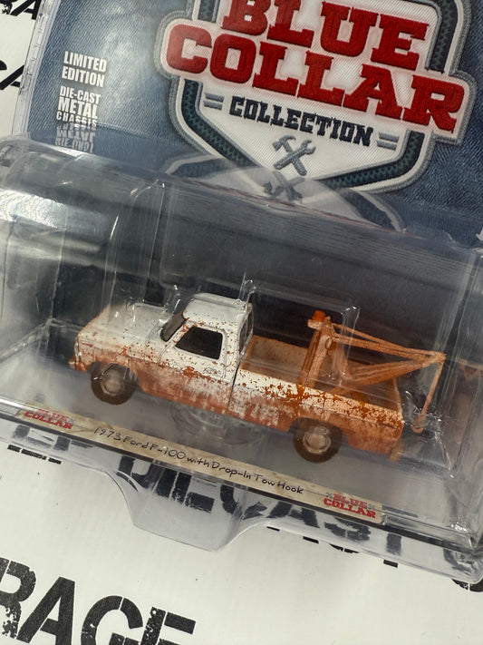 GREENLIGHT 1973 Ford F-100 Tow Truck Dirty 1:64 Diecast Blue Collar