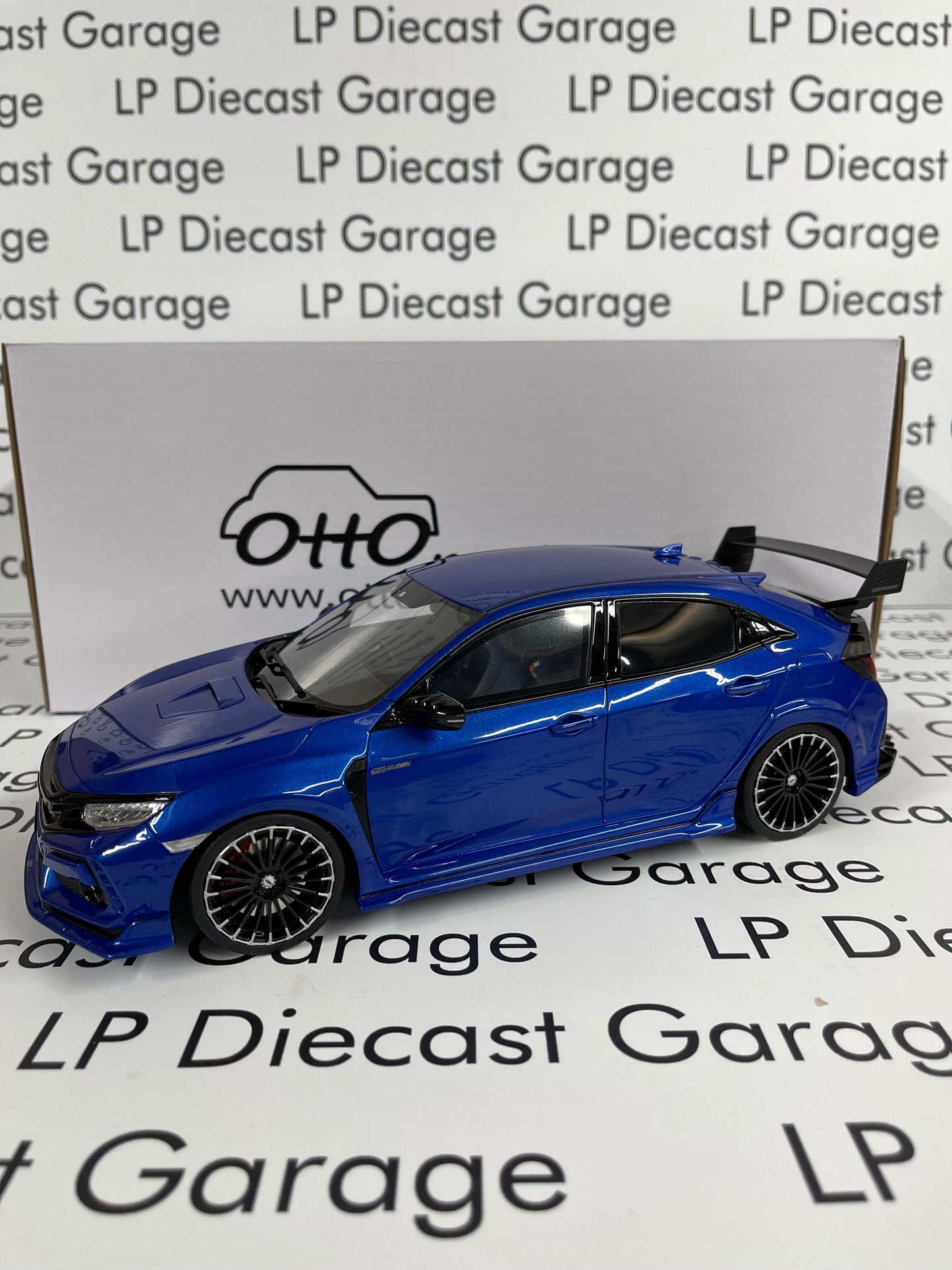 OTTO MOBILE 2020 Honda Civic FK8 Type R Mugen Blue 1:18 Resin Model OT987