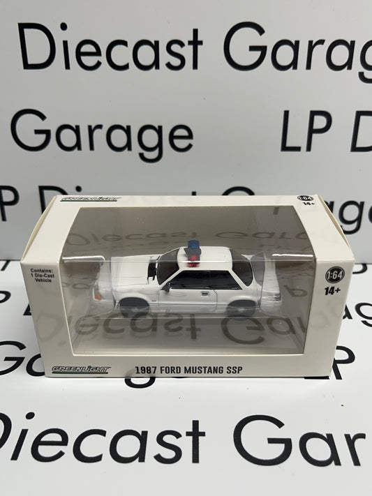 GREENLIGHT 1987 Ford Mustang SSP Blank White with Lightbar 1:64 Diecast