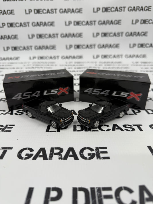 PARA64 (2) 2006 Chevrolet Silverado SS Single Cab Trucks Onyx Black 1:64 Diecast AUCTION