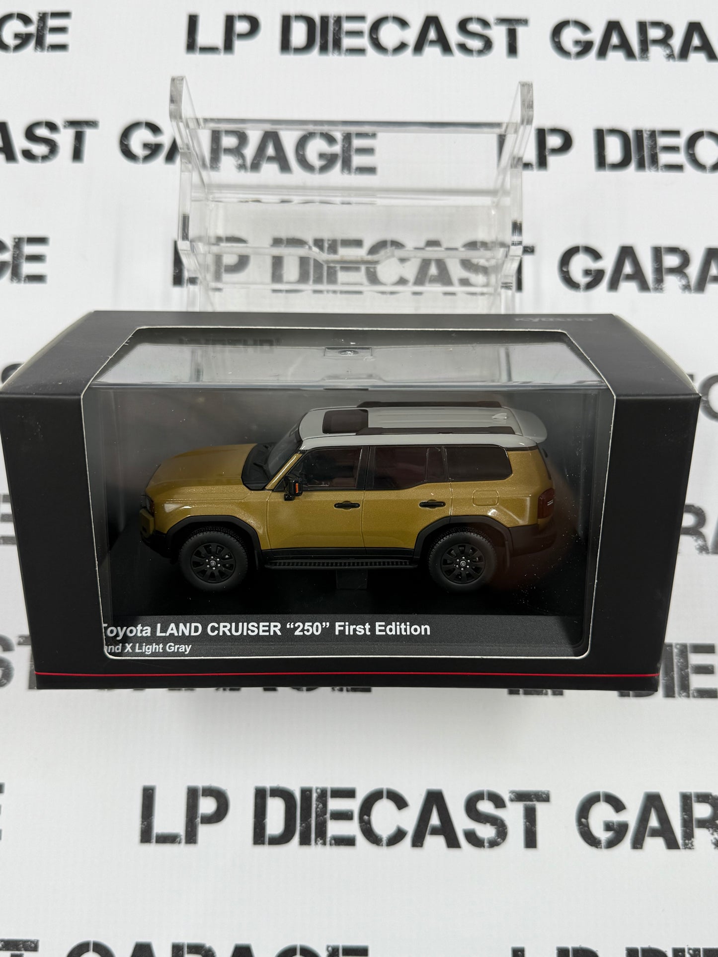KYOSHO 2024 Toyota Land Cruiser 250 First Edition Sand 1:43 Diecast