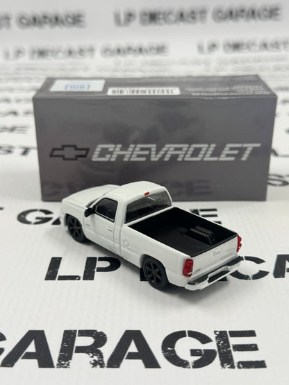 PARA64 2006 Chevrolet Silverado SS Single Cab Truck Summit White 1:64 Diecast
