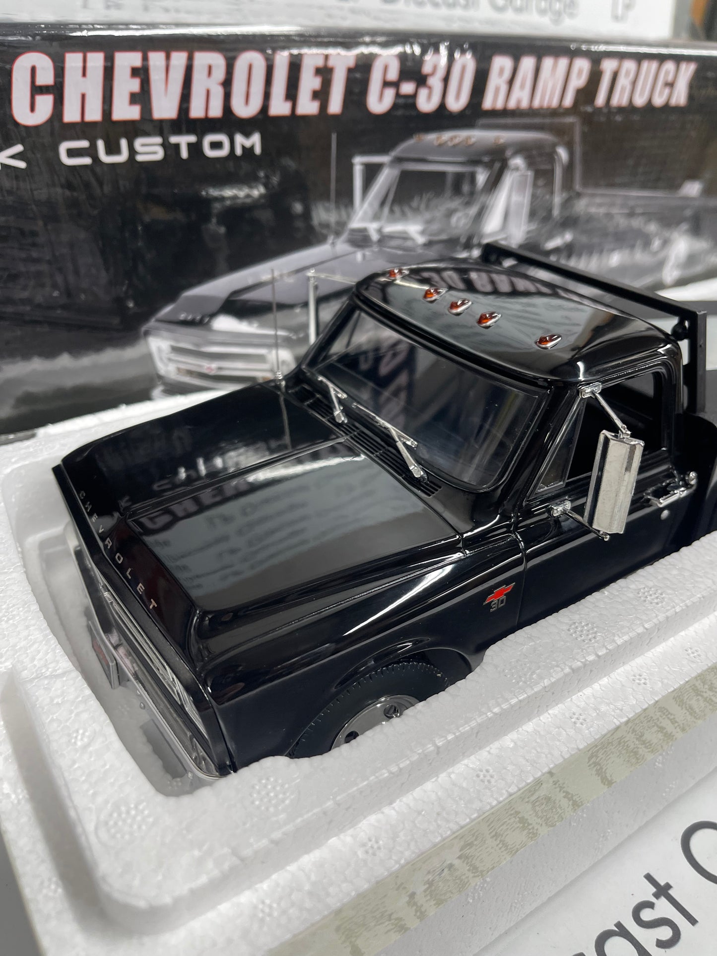 ACME 1967 Chevrolet C-30 Ramp Truck Black Custom 1:18 Diecast A1801710