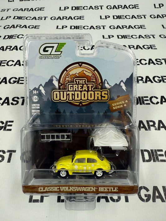 GREENLIGHT Classic Volkswagen Beetle Yellow w/ Tent 1:64 Diecast Great Outdoors
