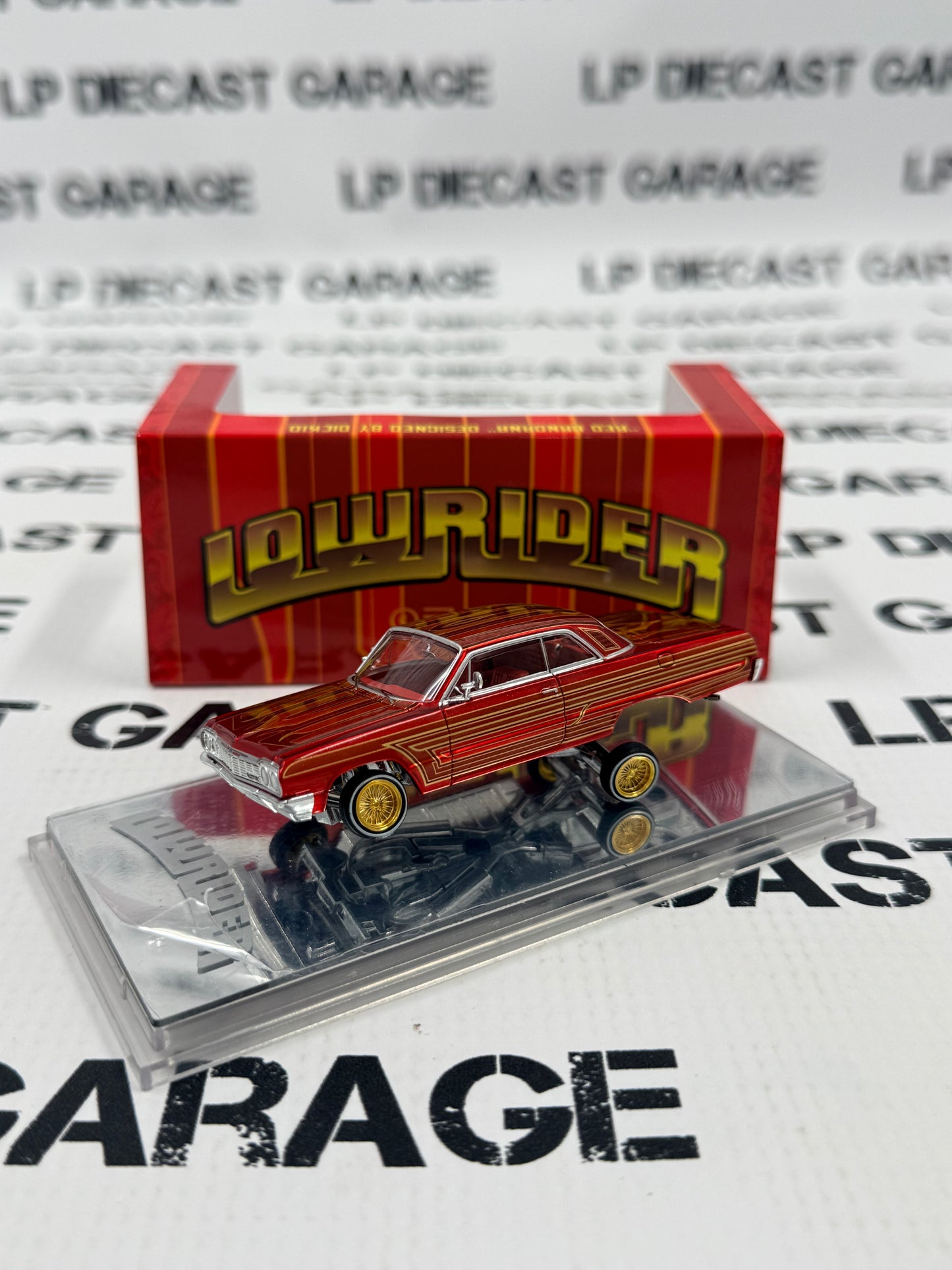97M Custom Lowriders 1964 Chevrolet Impala Red Bandana 1:64 Diecast Adjustable Suspension