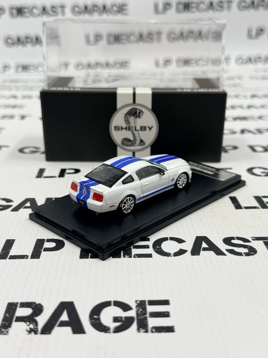 FINE WORKS 64 2013 Ford Mustang Shelby GT500 Super Snake White 1:64 Diecast