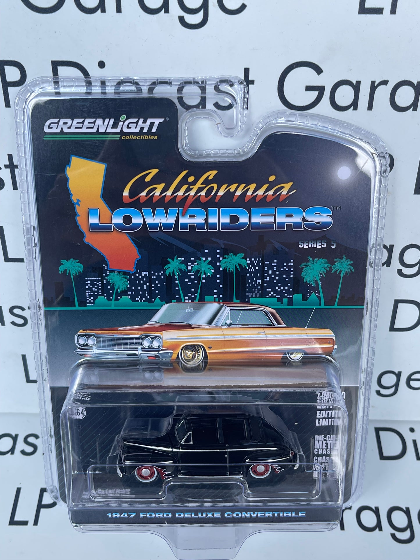GREENLIGHT 1947 Ford Deluxe Convertible Black 1:64 Diecast California Lowriders