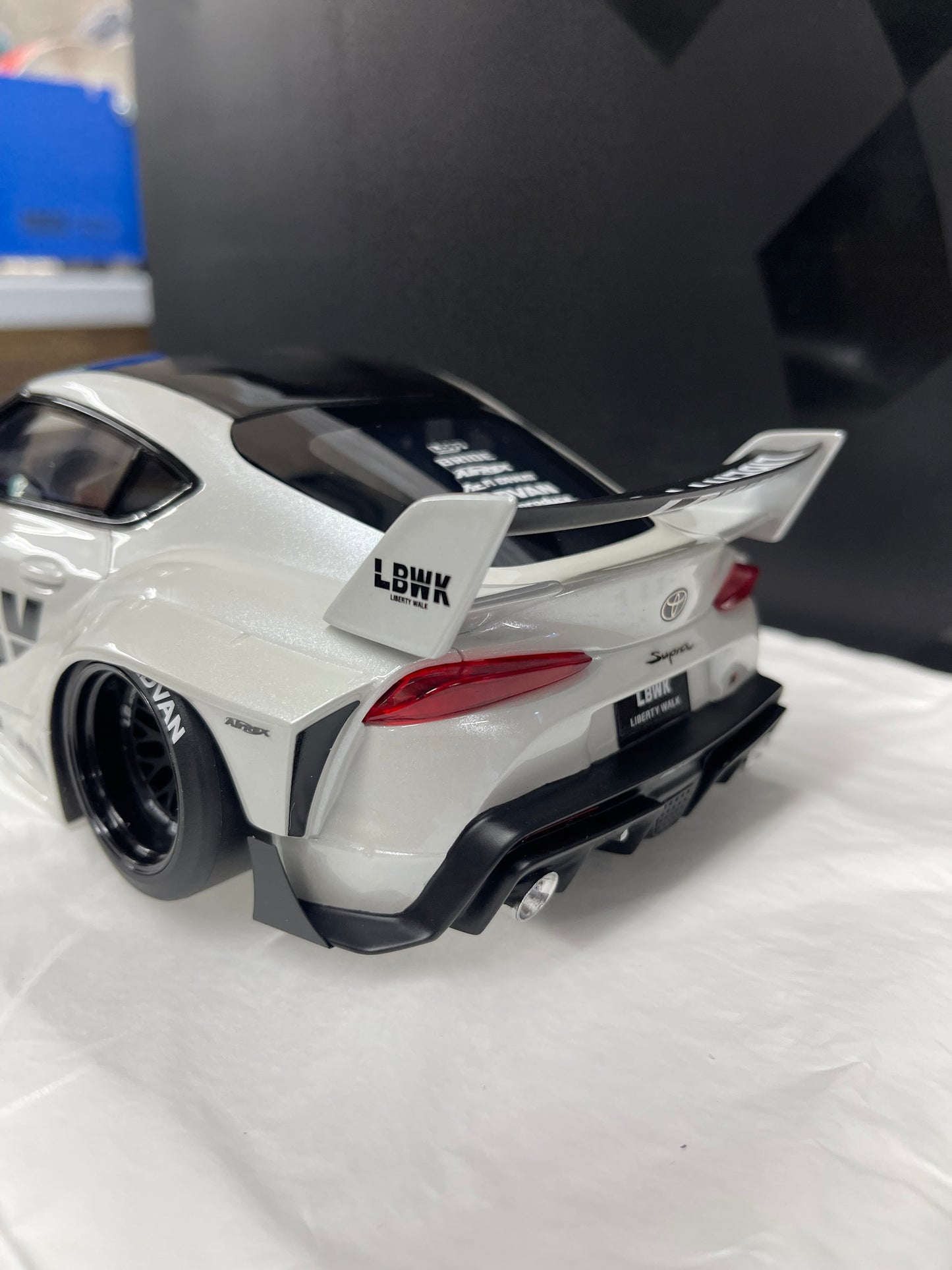 TOP SPEED Toyota GR Supra LB Works 1:18 Resin Model