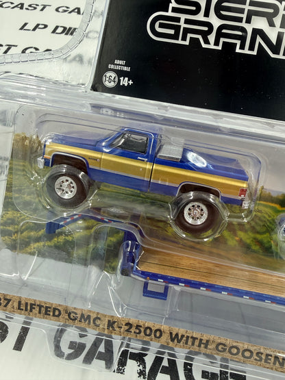 GREENLIGHT 1987 GMC Sierra K2500 Blue w/ Gooseneck Trailer 1:64 Diecast Midwest Exclusive