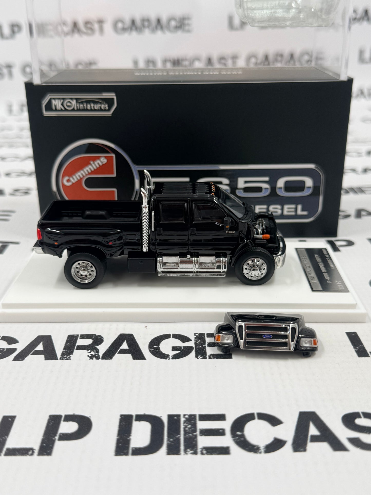 MK Miniatures 2015 Ford F-650 Truck Black 1:64 Diecast HEC Exclusive